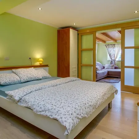 Apartment Isabela