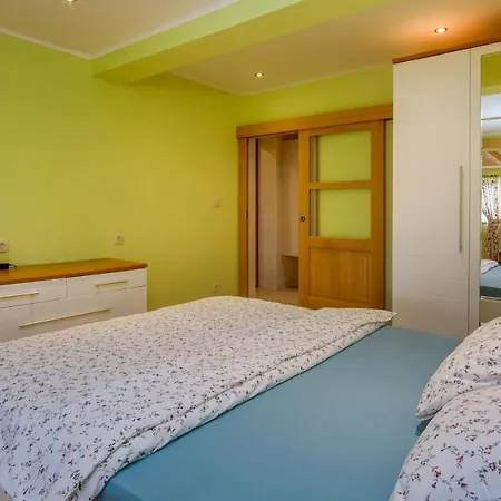 Isabela Apartment Mali Losinj